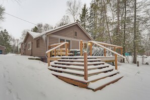 House (2 Bedrooms) | Interior - Waterfront Duluth Cabin w/ Deck & River View! (Duluth)