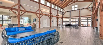 Coastal Beaufort Abode - Pool Access, Near Beaches
