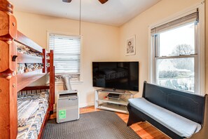 3 chambres, espace de travail pour ordinateur portable