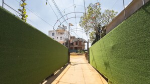 Quầy tiếp tân