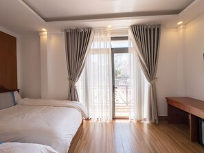 Familierom | Skrivebord for bærbar PC, wi-fi (inkludert) og sengetøy