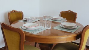Apartment (2 Bedrooms) | Wohnbereich