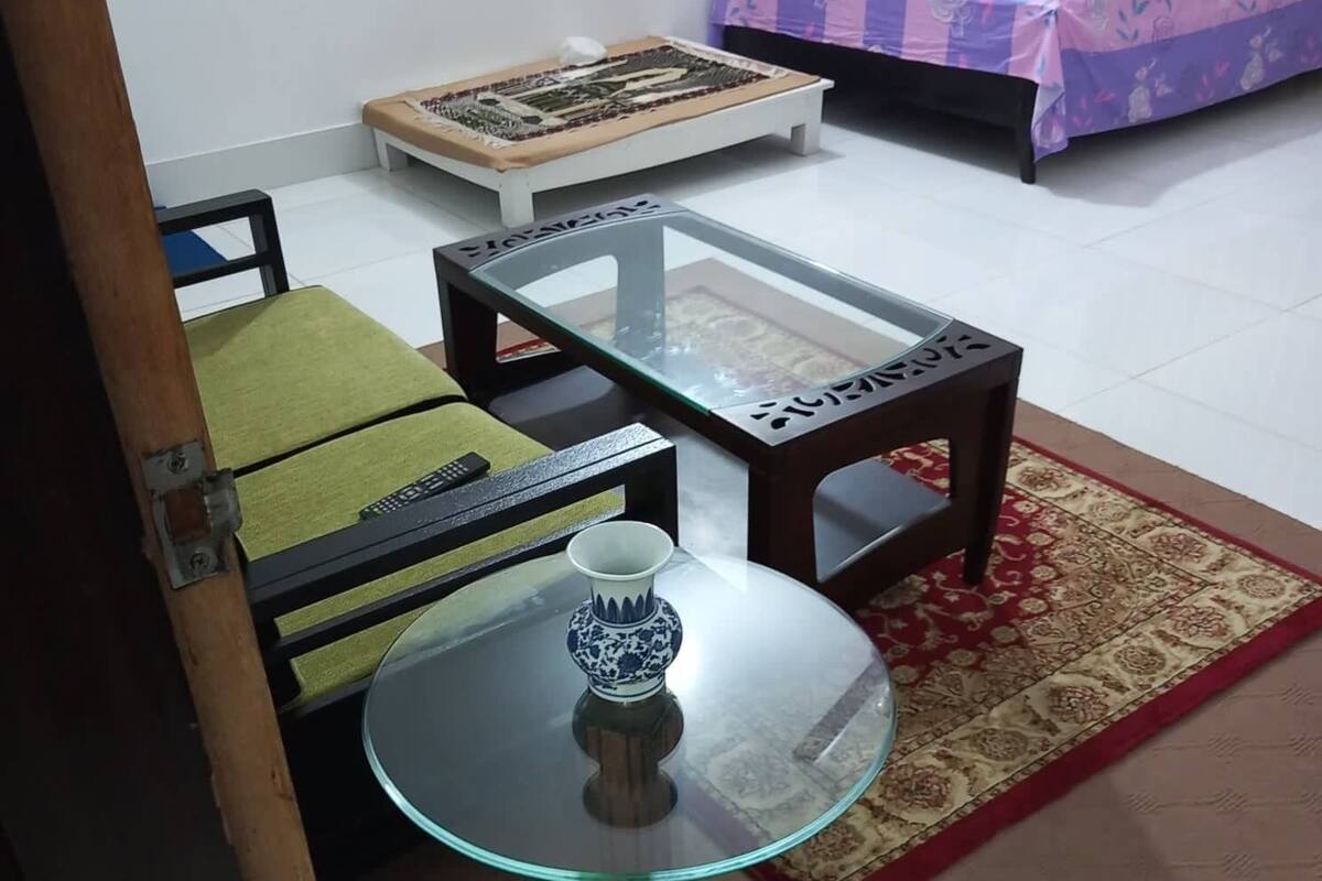 ห้องดีลักซ์ซิงเกิล, วิวสวนหย่อม | ผ้านวมขนเป็ด, โต๊ะทำงาน, พื้นที่ทำงานแบบใช้แล็ปท็อป, Wi-Fi ฟรี