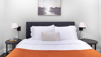 1 habitación, escritorio, tabla de planchar con plancha y wifi gratis