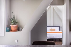 1 chambre, bureau, fer et planche à repasser, Wi-Fi gratuit