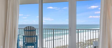 2 quartos, ferros/tábuas de passar roupa, Wi-Fi de cortesia