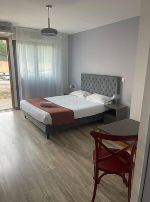 1 bedroom, desk, soundproofing, iron/ironing board - Ma Provence à 2 pas D'aix au Calme (Éguilles)