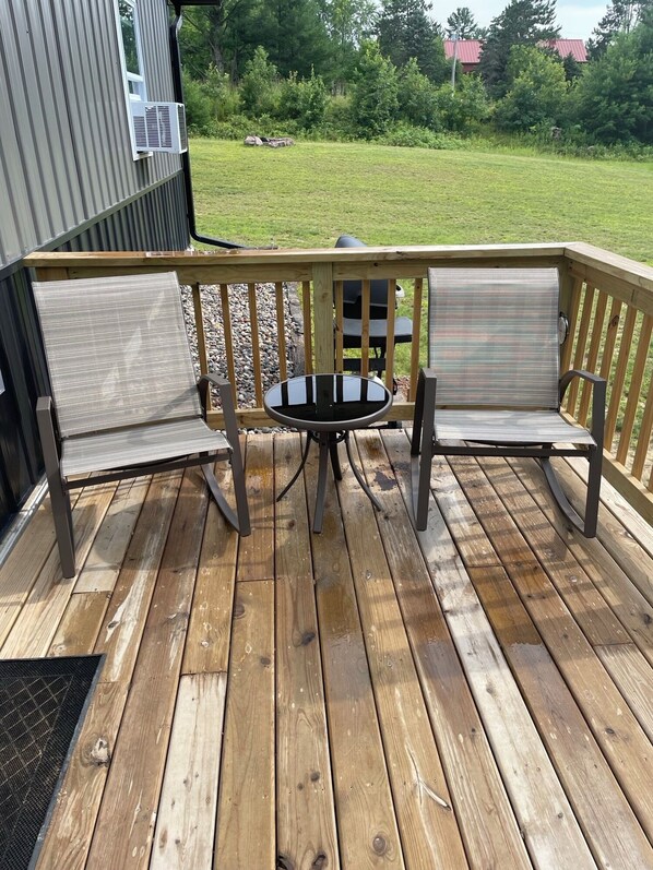 المنطقة المحيطة بالمنشأة