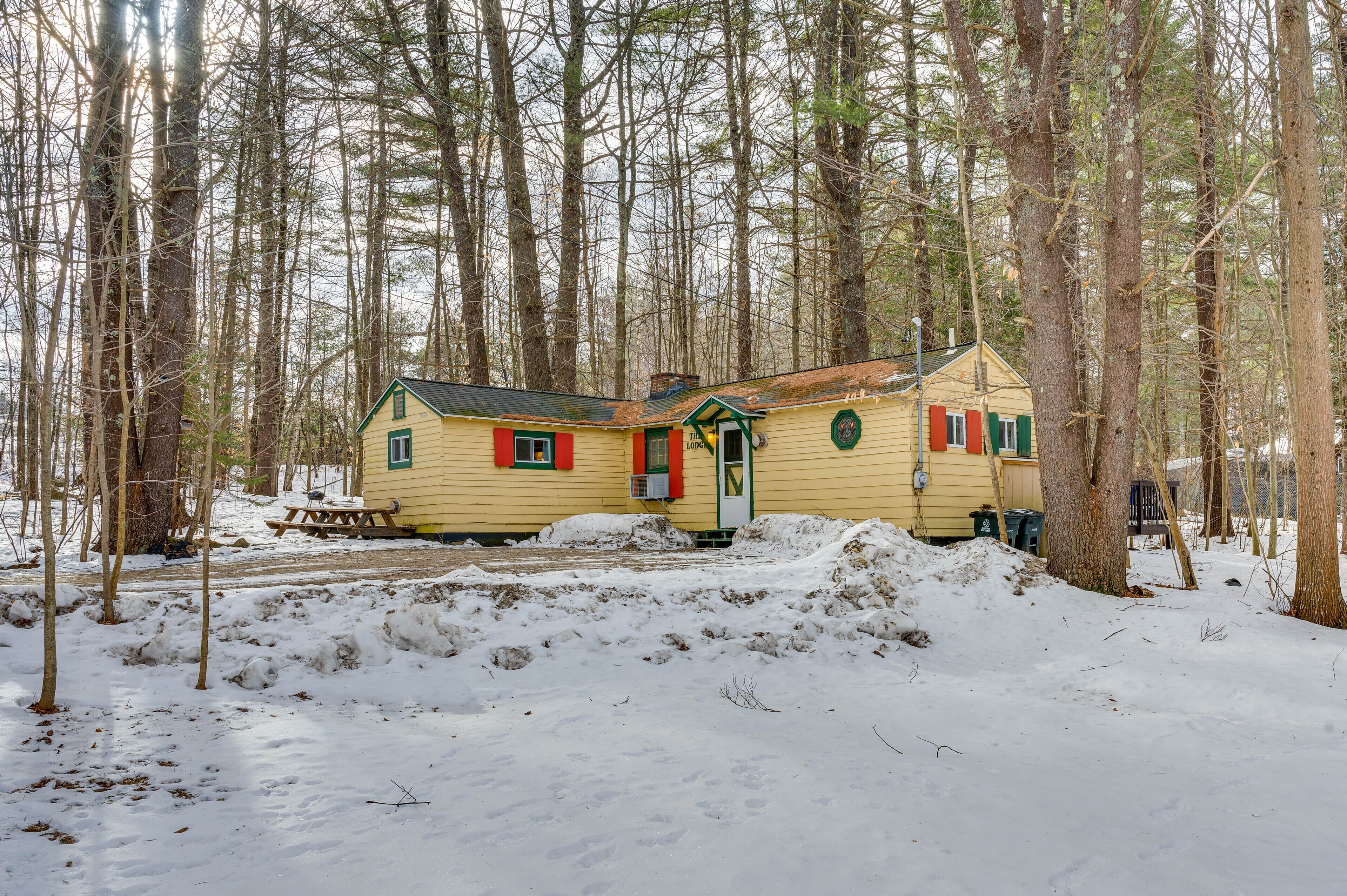 Laconia Vacation Rental w/ Deck & Gas Grill!