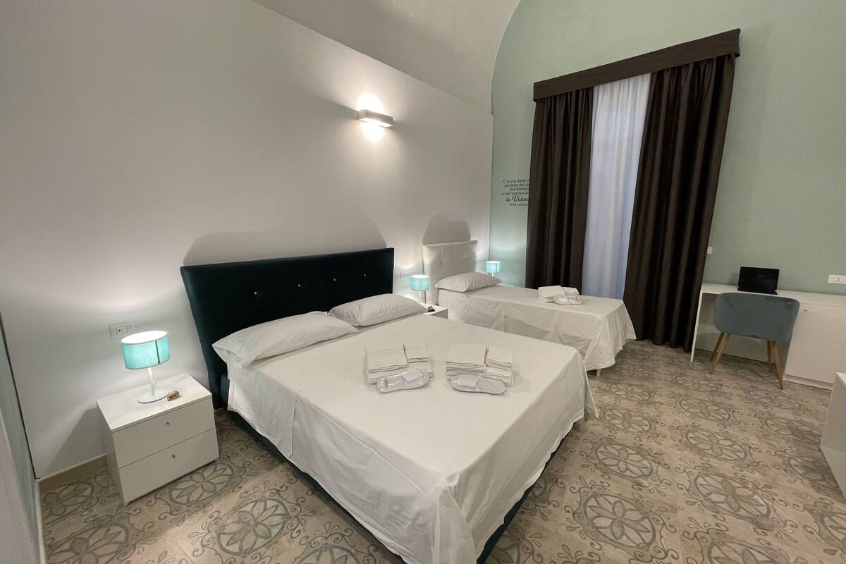 Comfort Triple Room | Minibar, in-room safe, desk, soundproofing