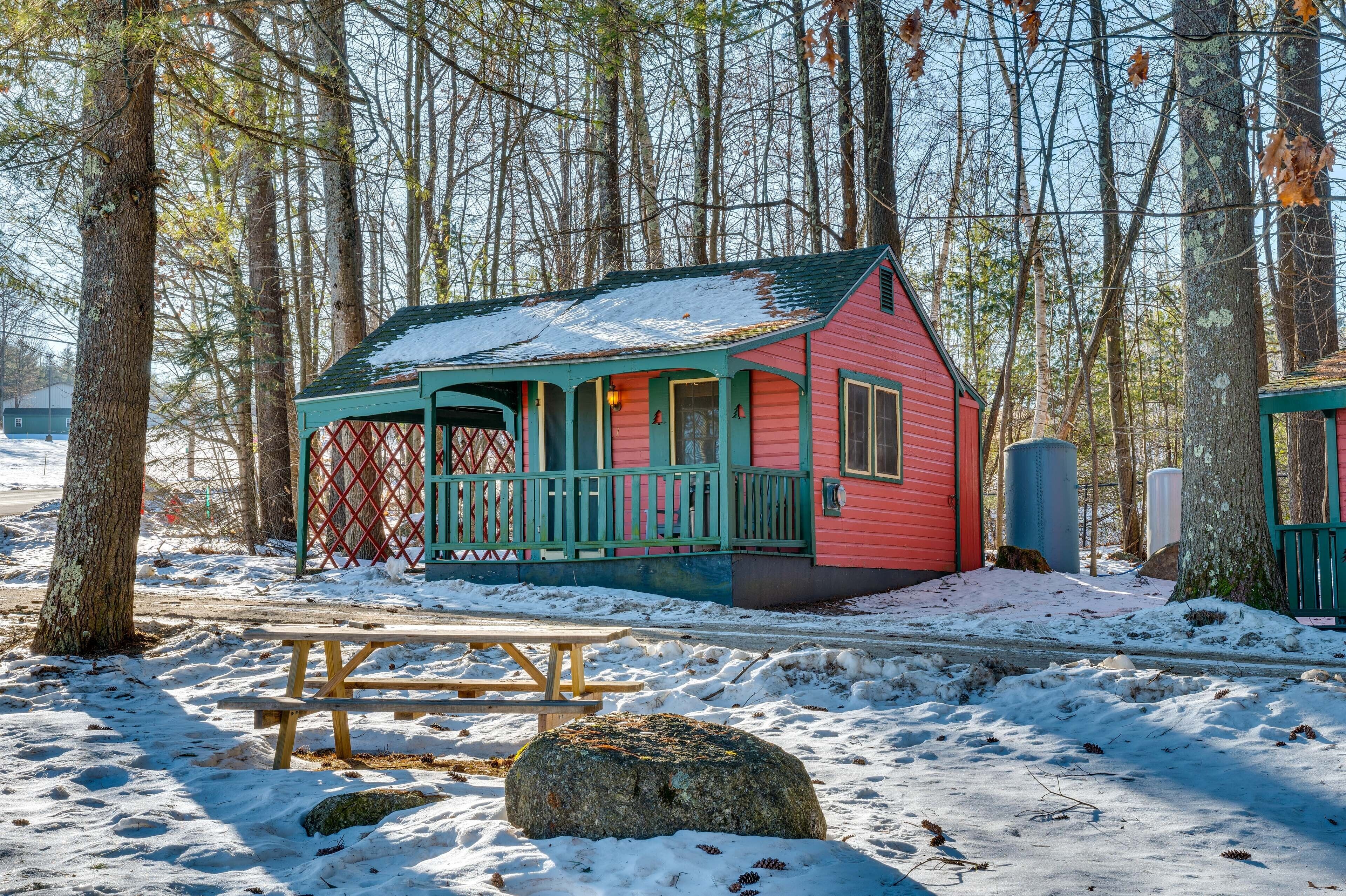Rustic Laconia Studio Cabin ~ 2 Mi to Weirs Beach!