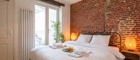 Apartment, Mehrere Betten, Küche, Stadtblick