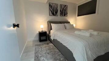1 chambre, fer et planche à repasser, Wi-Fi gratuit, draps fournis