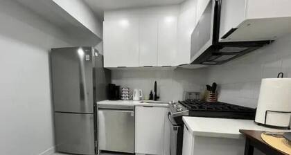 Urbane Haven: Entire Basement Suite