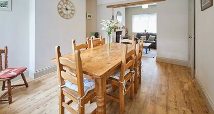 Host & Stay | Moors Edge