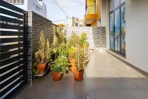 Property grounds - apt 3 chambre, Palmarejo - LCGR (Praia)