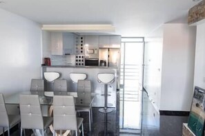 Dining - apt 3 chambre, Palmarejo - LCGR (Praia)