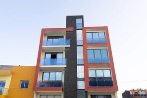 Exterior - apt 3 chambre, Palmarejo - LCGR (Praia)