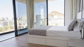 3 dormitorios, tabla de planchar con plancha, Internet y ropa de cama