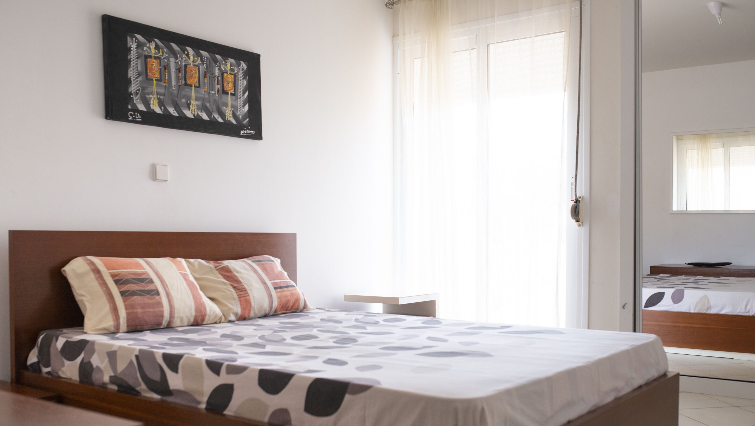 2 slaapkamers, een strijkplank/strijkijzer, gratis wifi, beddengoed