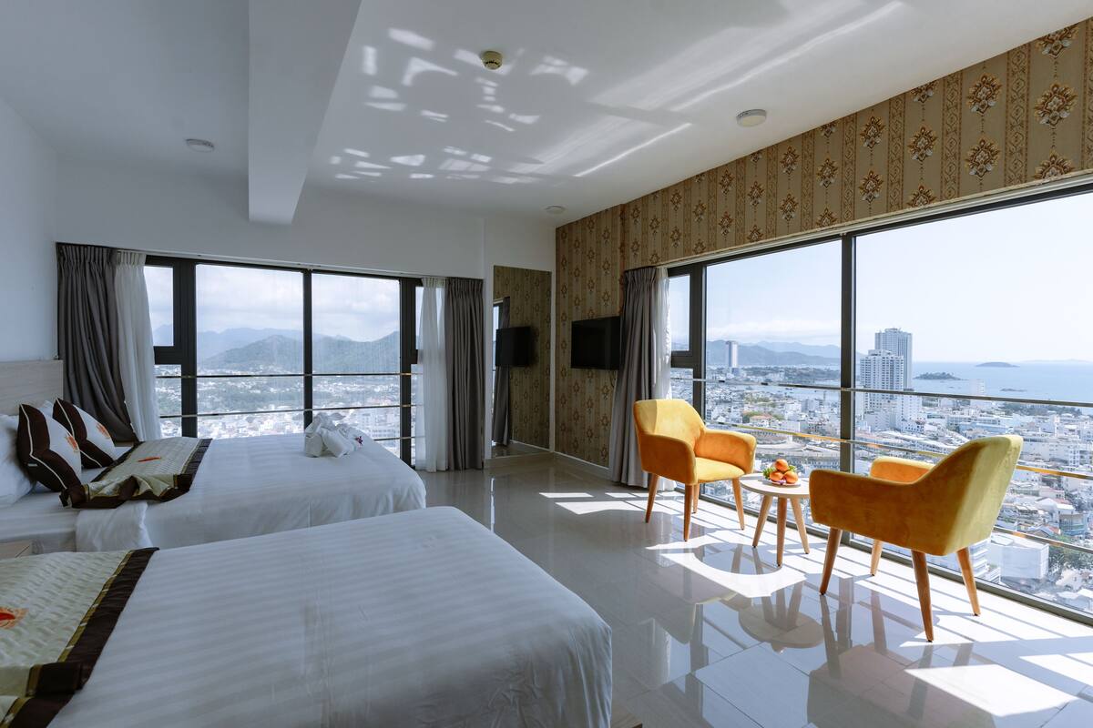 Executive Triple Room, City View | View from room