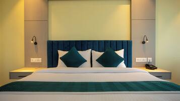 Super Deluxe Single Room | Brankas, meja kerja, kedap suara, dan setrika/meja setrika