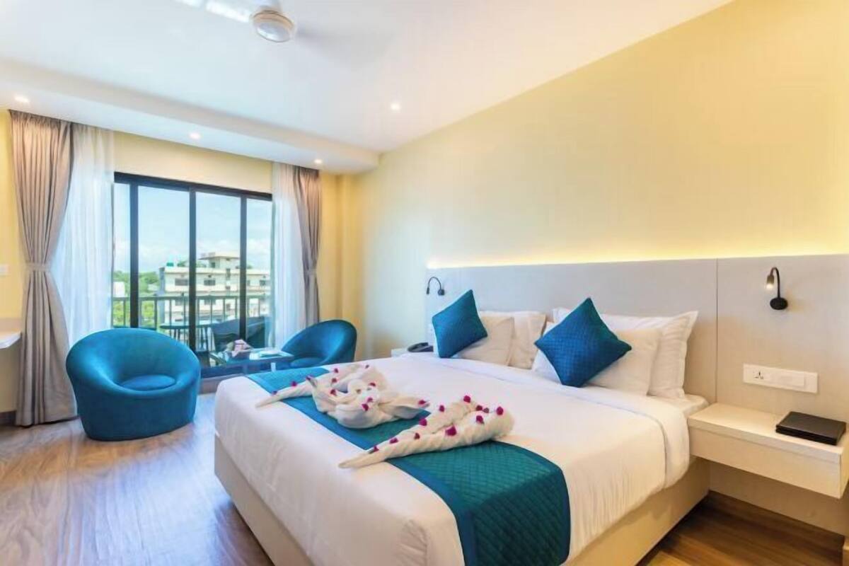 1 bedroom, in-room safe, desk, soundproofing