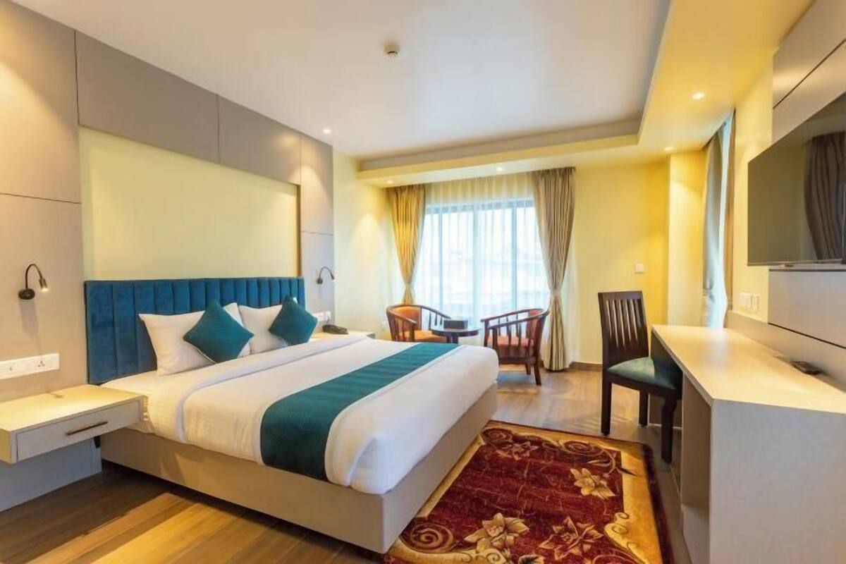 1 bedroom, in-room safe, desk, soundproofing