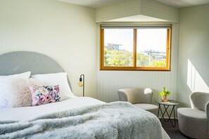 4 habitaciones, tabla de planchar con plancha y wifi gratis