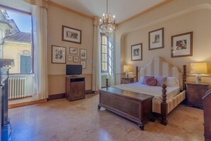 Apartment | 2 bedrooms - Miranda s Home in Varenna (Varenna)