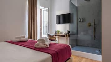 Exclusive-Zimmer | Hochwertige Bettwaren, Minibar, Zimmersafe, Schreibtisch