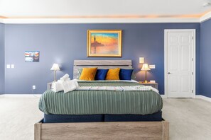 5 bedrooms, desk, iron/ironing board, travel crib - Lakefront Water Slide Sauna Pool Hot Tub Dock (Mineral)