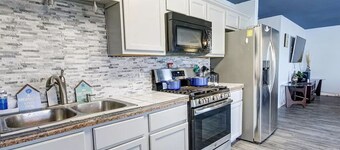 Seabreeze Nirvana - Family Holiday Home - Sleeps 10