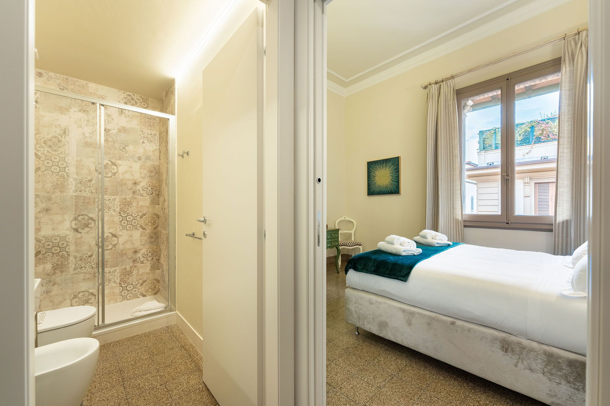 Doccia, asciugacapelli, bidet, asciugamani