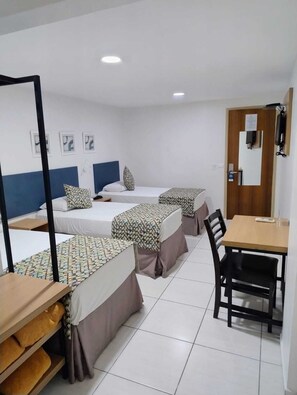 Economy Triple Room