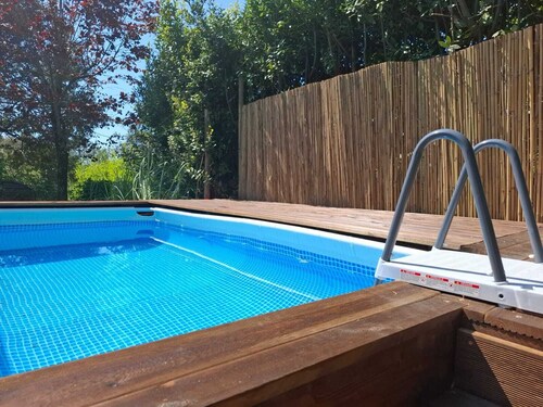 Single villa from the 1800s of 250 square meters completely renovated. Sea view.