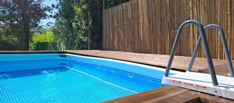 Single villa from the 1800s of 250 square meters completely renovated. Sea view.