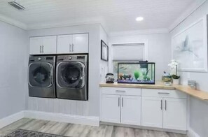 Interior - Beautiful Waterfront Royal Harbor Home w/ Boat Lift (Naples)