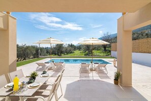 Outdoor dining - Villa Riza Sea by Villa Plus (Ionian Islands)