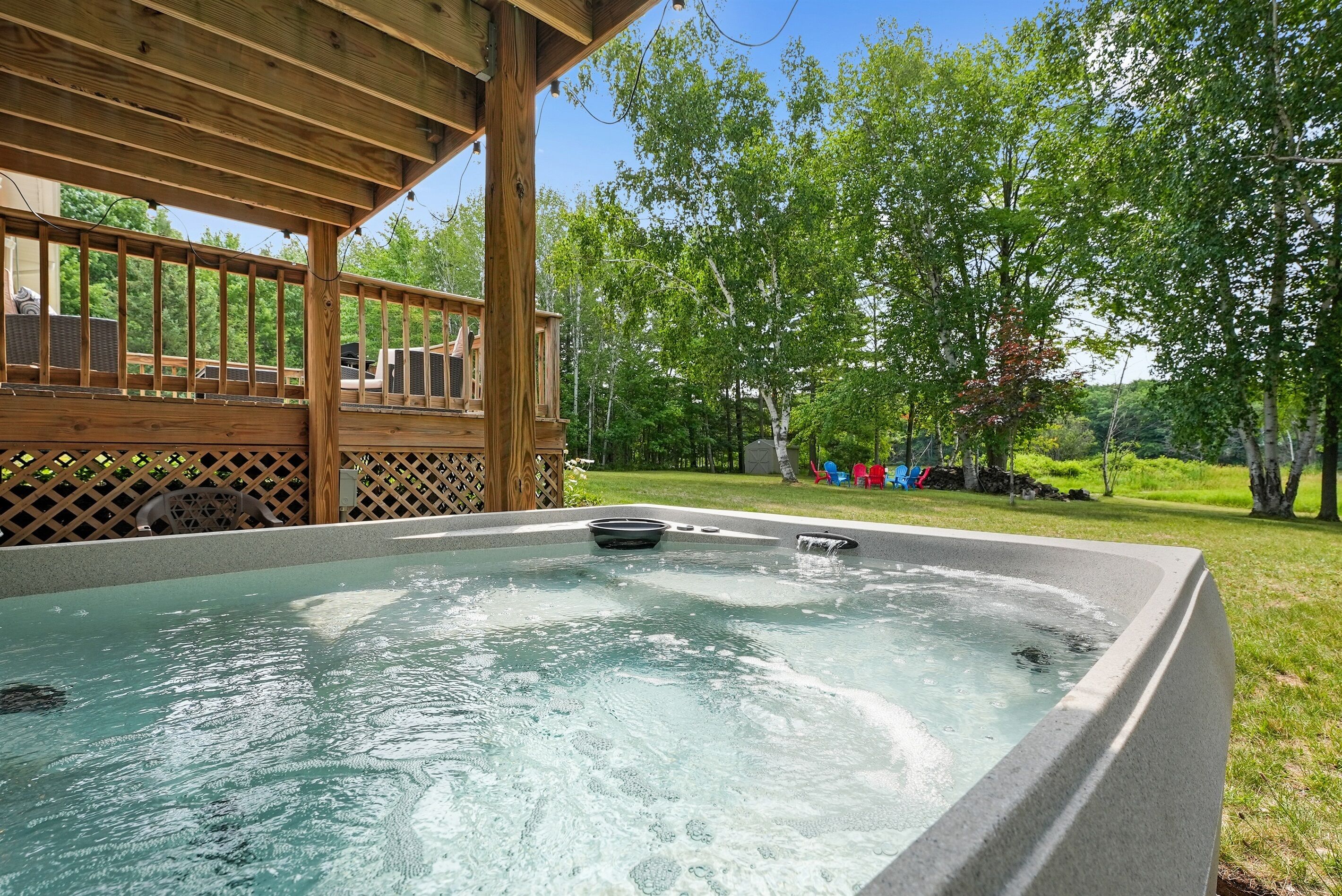 Bain à remous extérieur