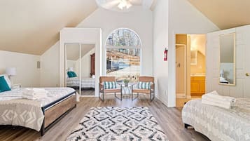 4 bedrooms, iron/ironing board, travel crib, free WiFi