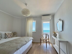 Apartment | In-room safe, blackout drapes, iron/ironing board, free WiFi