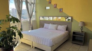 Superior | Soundproofing, bed sheets - OYO Hotel Museo Carnaval (Huejotzingo)