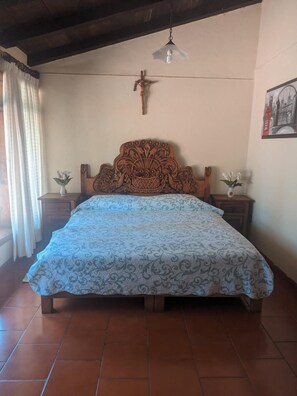 Superior Room | Bed sheets