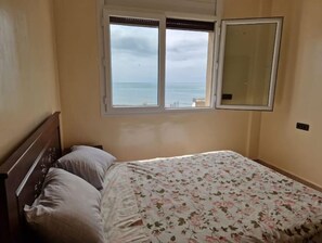 3 bedrooms, WiFi, bed sheets - Appartement Centre de Taghazout2 (Taghazout)