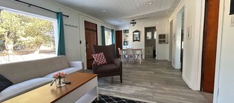 Walk to beach, 2BR, A/C