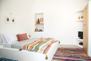 1 bedroom, iron/ironing board, WiFi, bed sheets - Amphora Lover's Studio in Akrotiri, Thira (Thira)