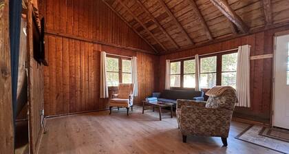 LakesideCharm: 2BR, A/C, grill