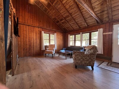 LakesideCharm: 2BR, A/C, grill