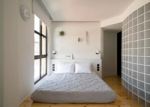 1 bedroom, iron/ironing board, WiFi, bed sheets - Hoppersgr- Amazing apt in the heart of Athens - 4 (Athina)